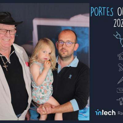 02 07 22 12 26 33 Composition