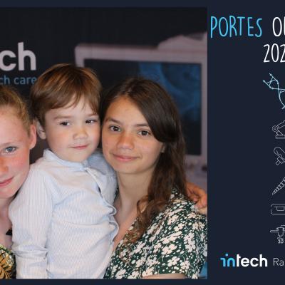 02 07 22 16 26 11 Composition